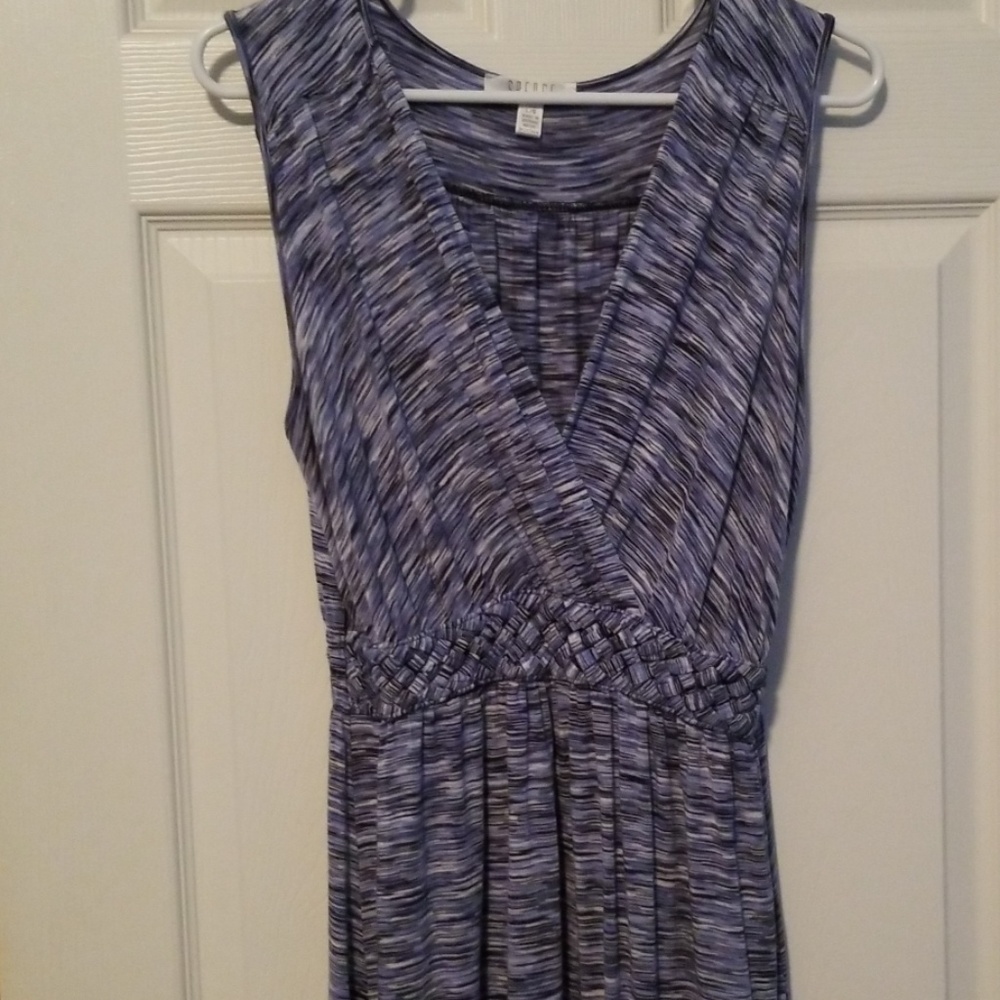 Sleeveless maxi dress